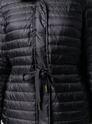 Belted packable puffer