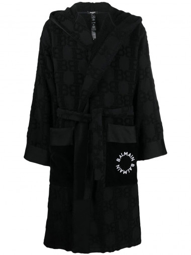 Bath robe with hood
